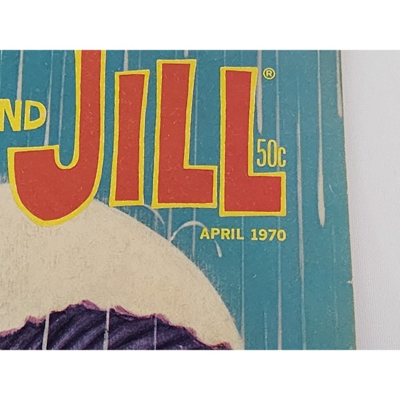 Walt Disney's Jack & Jill King of the Grizzlies Magazine April 1970 Vol 32 No 4 - Picture 2 of 3